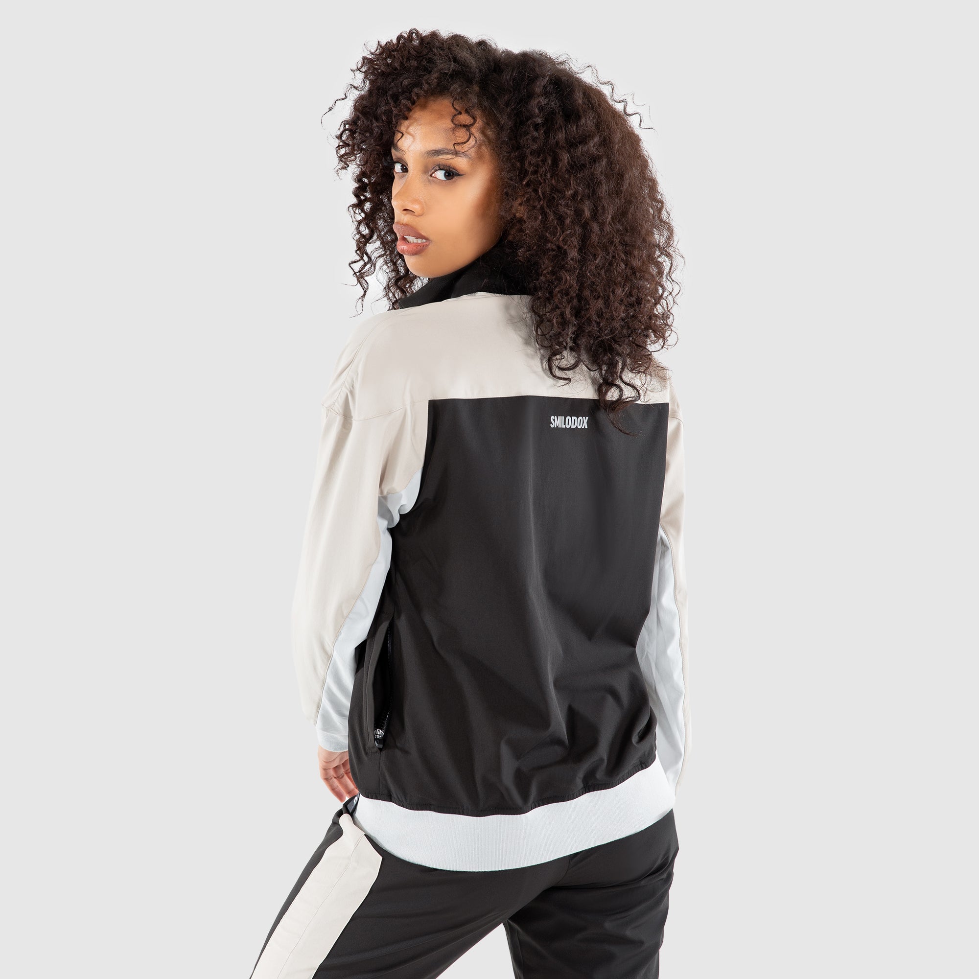 Schwarz Beige